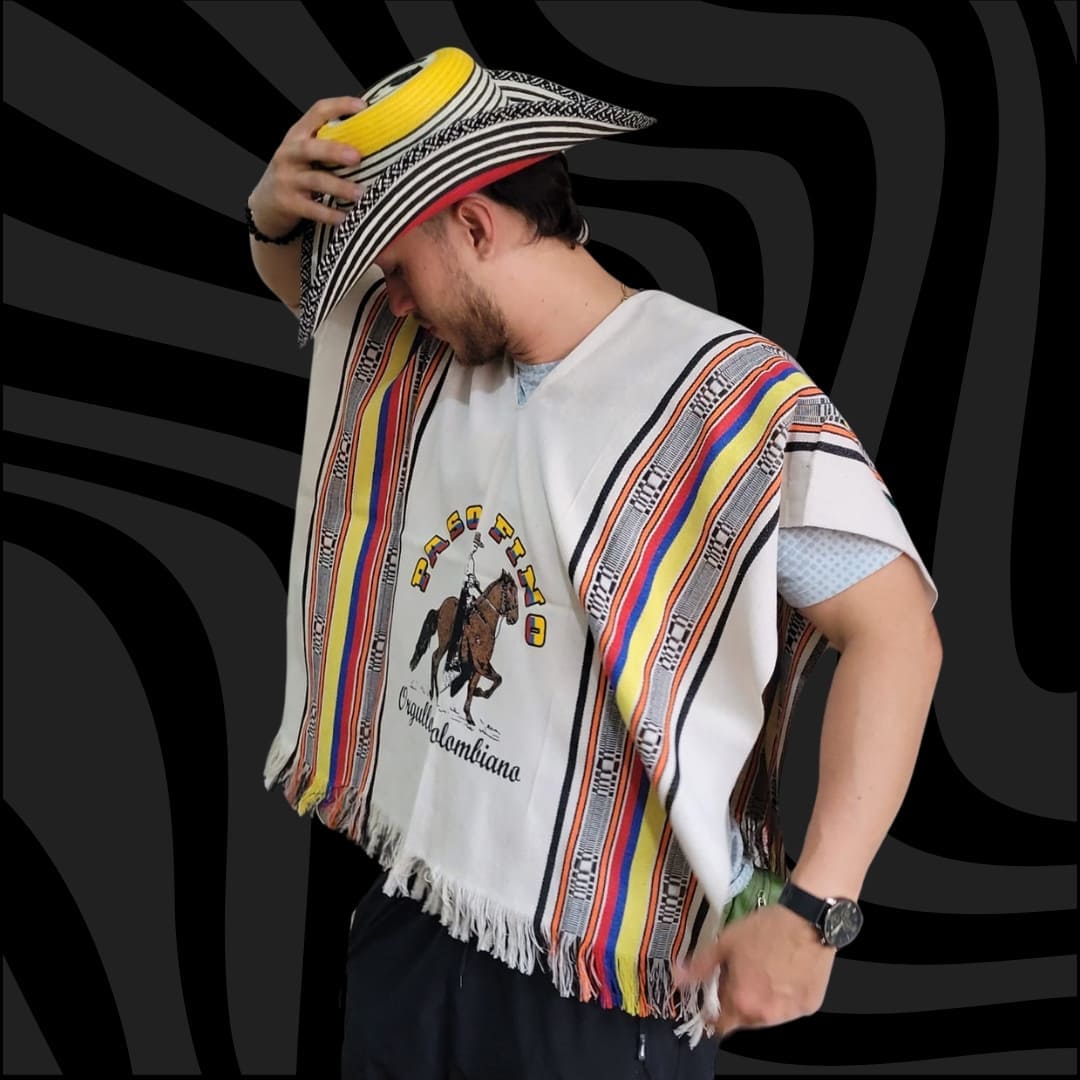 Poncho en algodon paso fino caballo