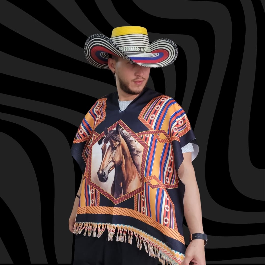 Poncho Sublimado Negro Caballo