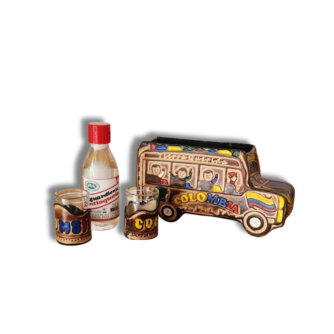 Servilletero Chiva con aguardiente y dos copas